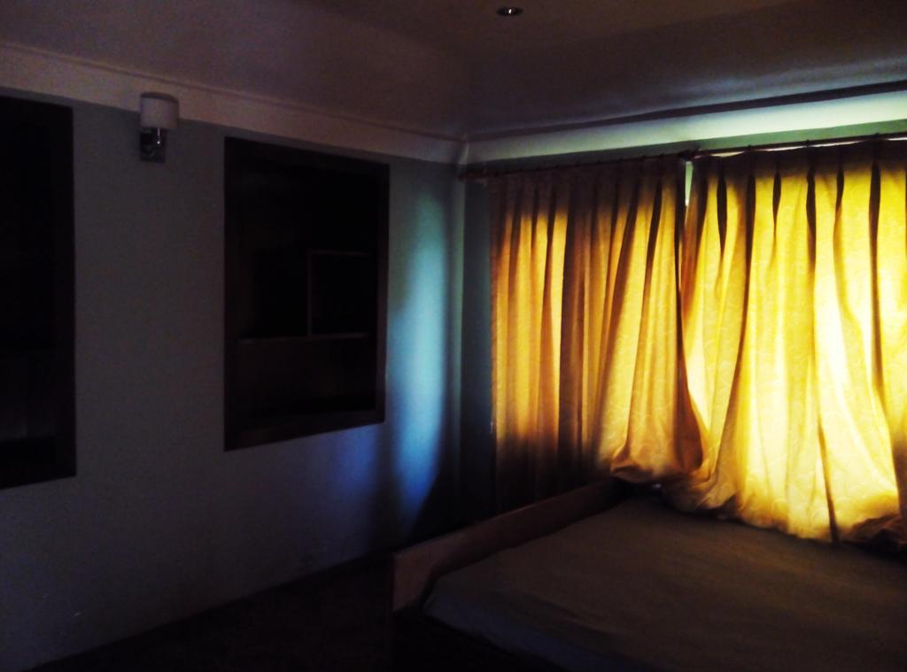 Jeelani Guest House Srīnagar Extérieur photo
